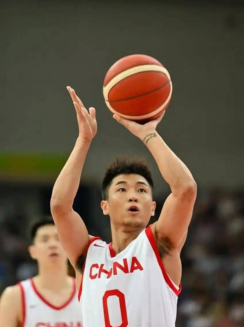 NG28- 山东男篮关键时刻手感冰凉，志在CBA常规赛名次提升，引发热议，年轻球员得到机会