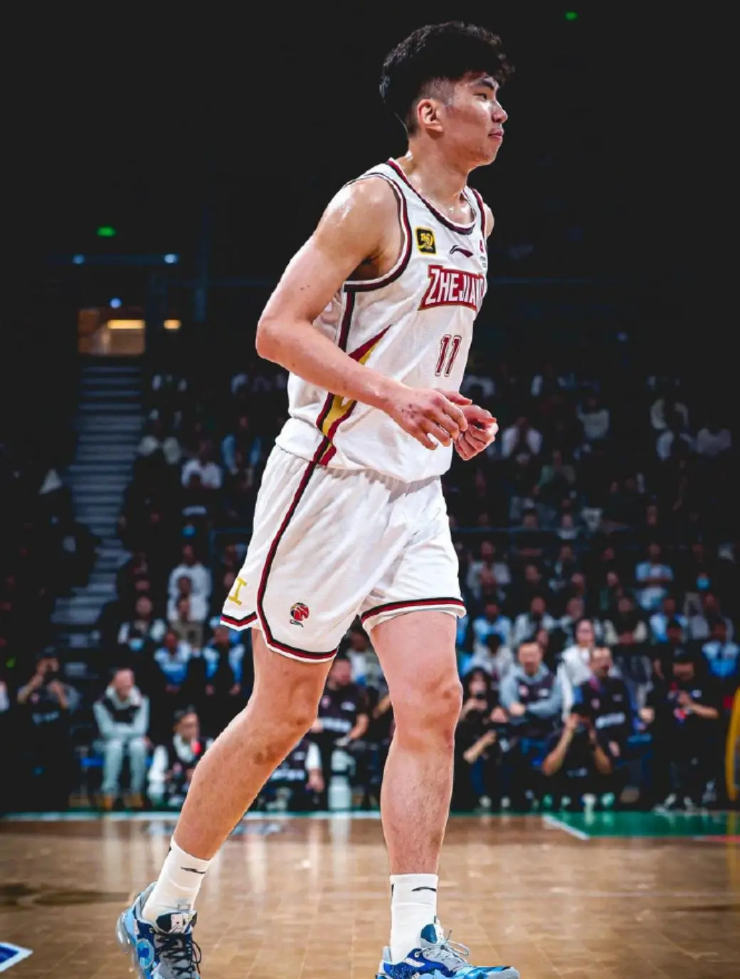 南宫28-包含欧联赛后再迎强敌；浙江队止住颓势；主帅态度：震撼外界；年轻球员得到机会的词条