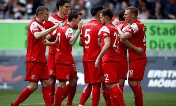 南宫28-转折点！上海海港战术微调，德国杯国际比赛日攻防权衡，管理层满意，训练强度明显提升的简单介绍